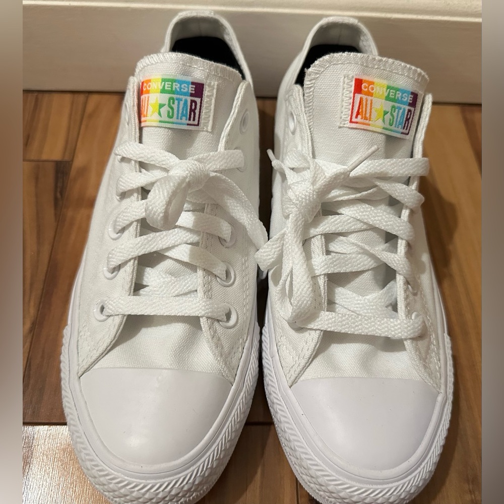 Converse Pride by YOU - new w/o box